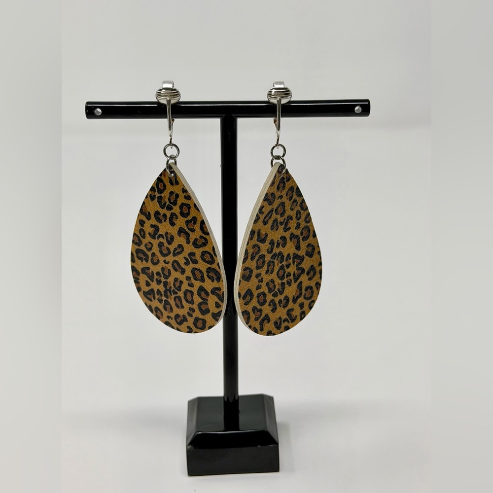Leopard Print Faux Leather Teardrop Clip On Earrings